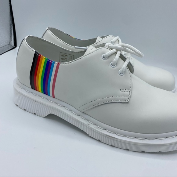 Dr. Martens 1461 White Smooth Leather Oxford Shoes Men's 6 Women's 7 like new - Picture 6 of 9